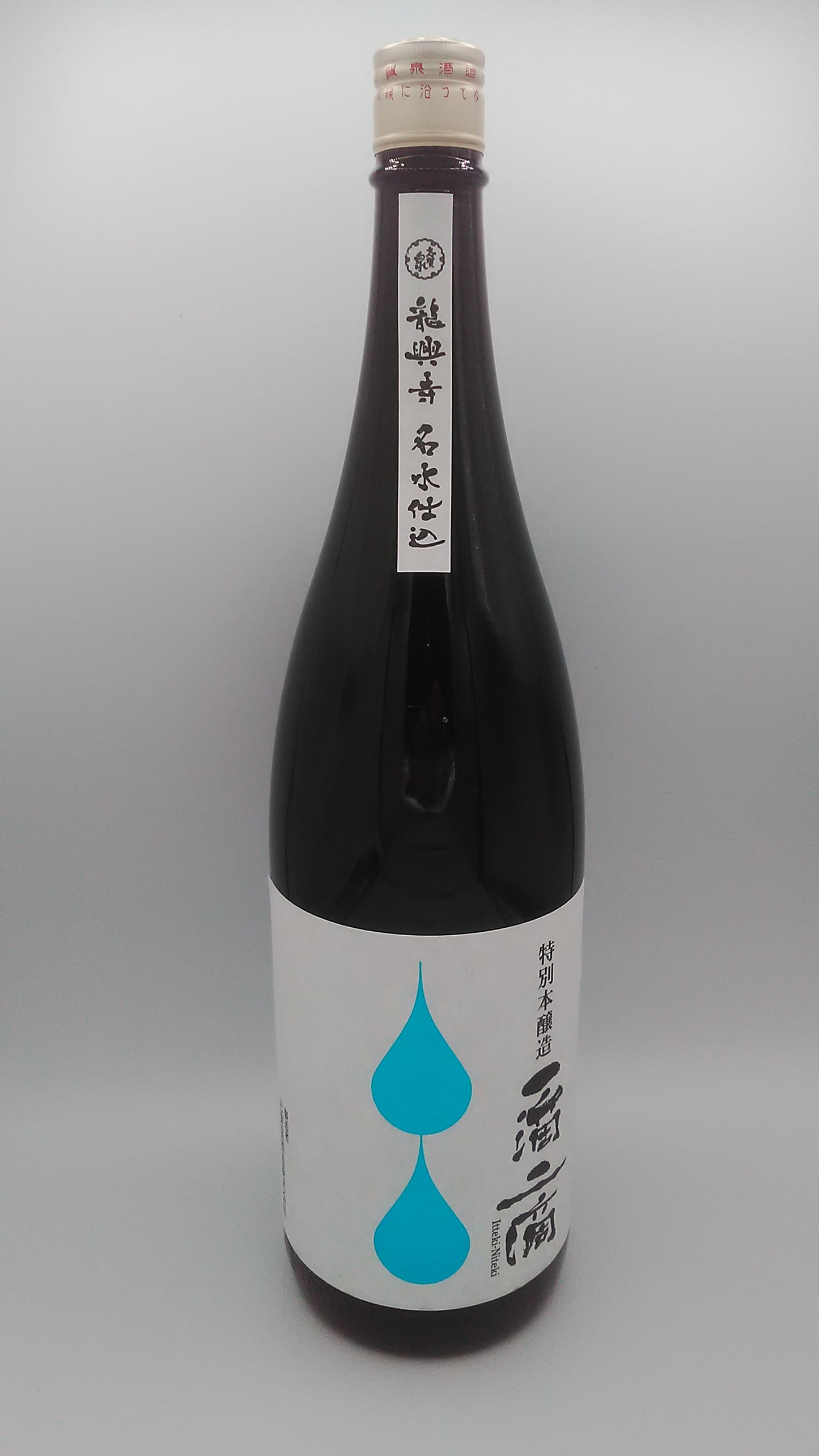 志賀泉　一滴二滴　特別本醸造1800ml　